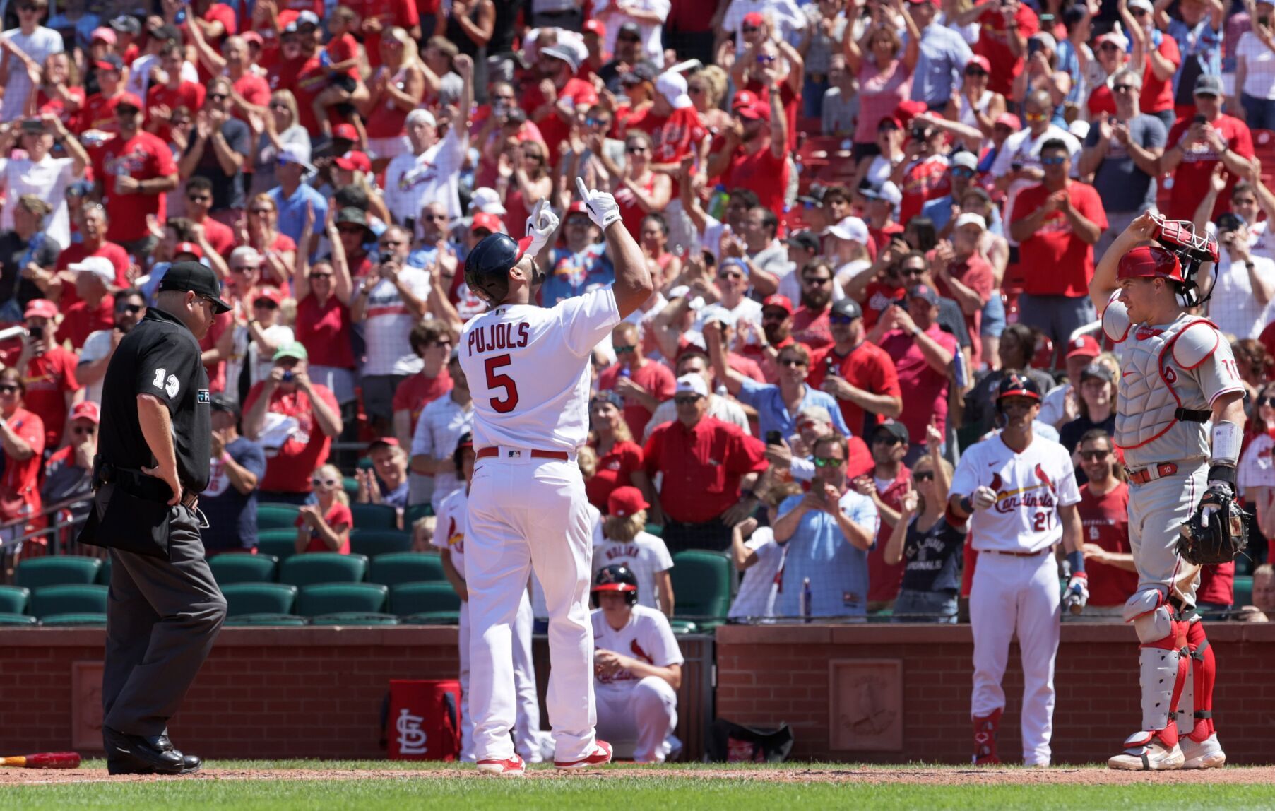 Cardinals host Phillies